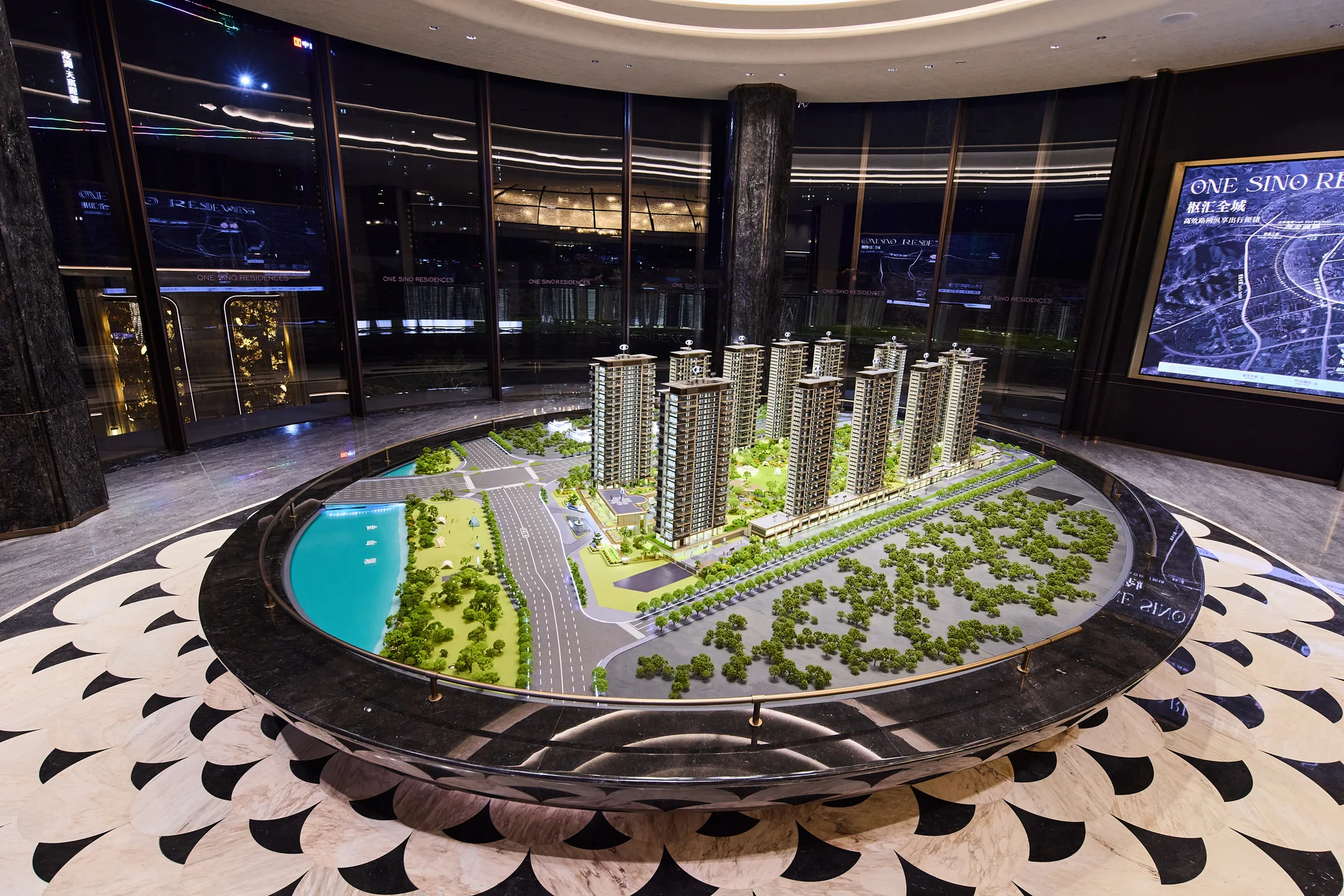 Real Estate Models by Senyao